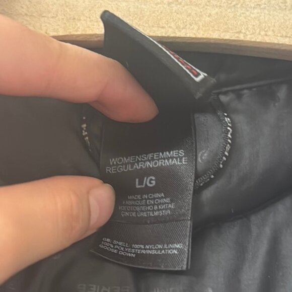 The North Face Summit Series Quilted Black 800 Fill Down Puffer Jacket Size L - Picture 4 of 9